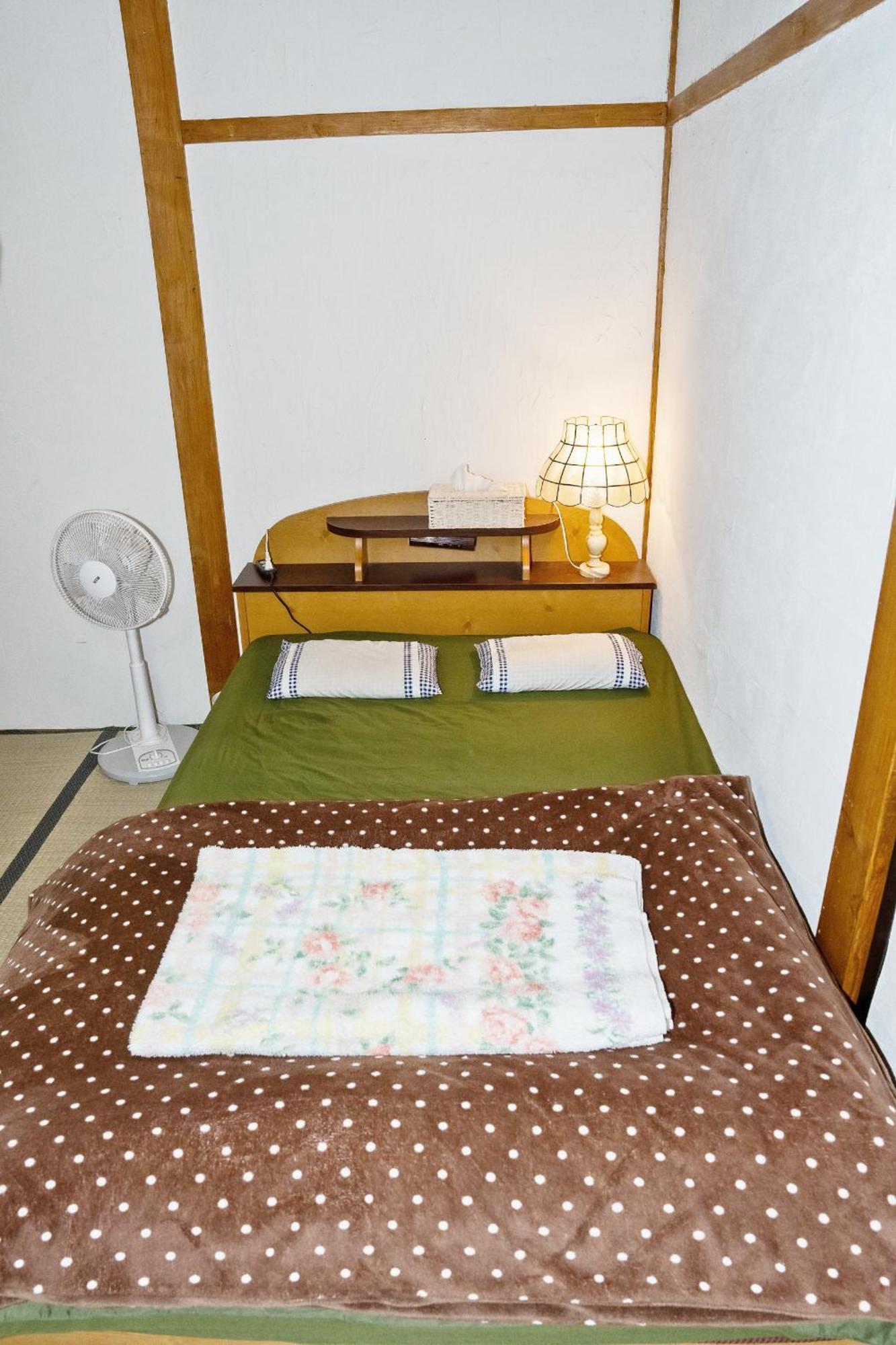 お花畑まで5分ー最大10人ーご家族にお勧めの古民家民泊ーオモテナシロッジ悠遊 Nakafurano Exterior photo